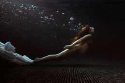 photographe underwater antibes - photo femme enceinte underwater
